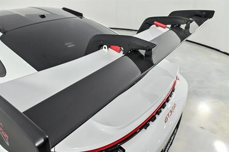 2024 Porsche 992 GT3 RS - Image 17 of 31