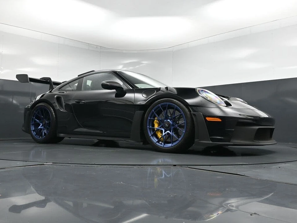 2024 Porsche 992 GT3 RS - Image 26 of 31