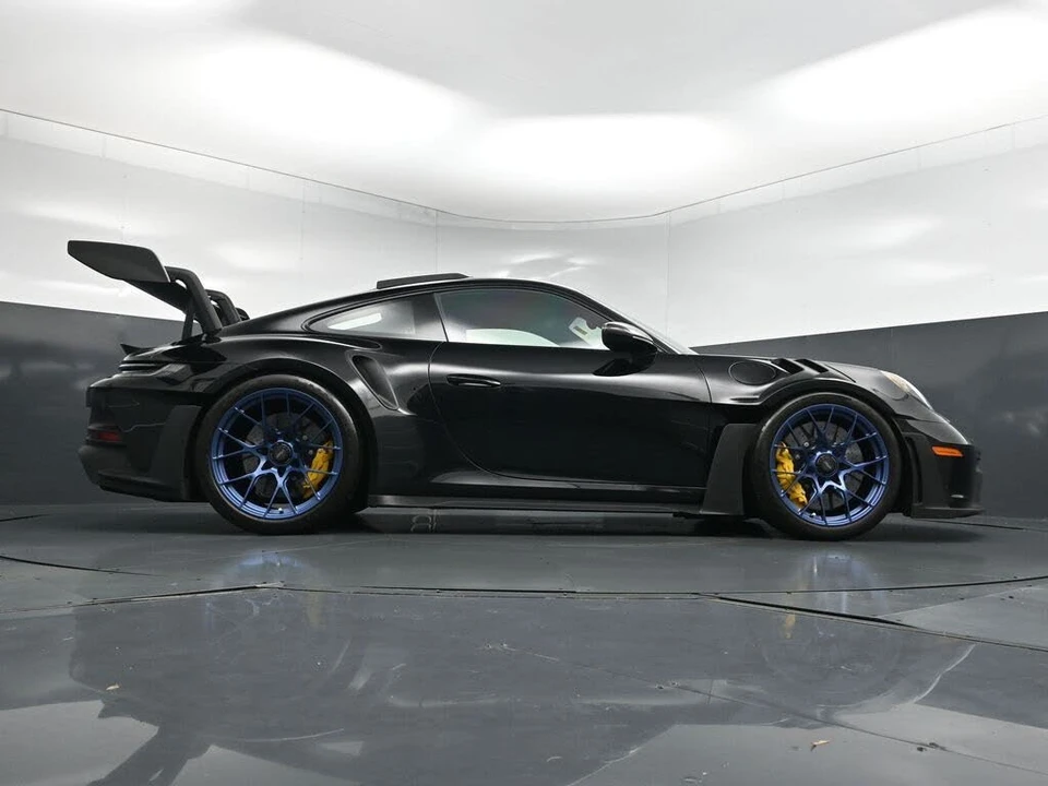 2024 Porsche 992 GT3 RS - Image 25 of 31