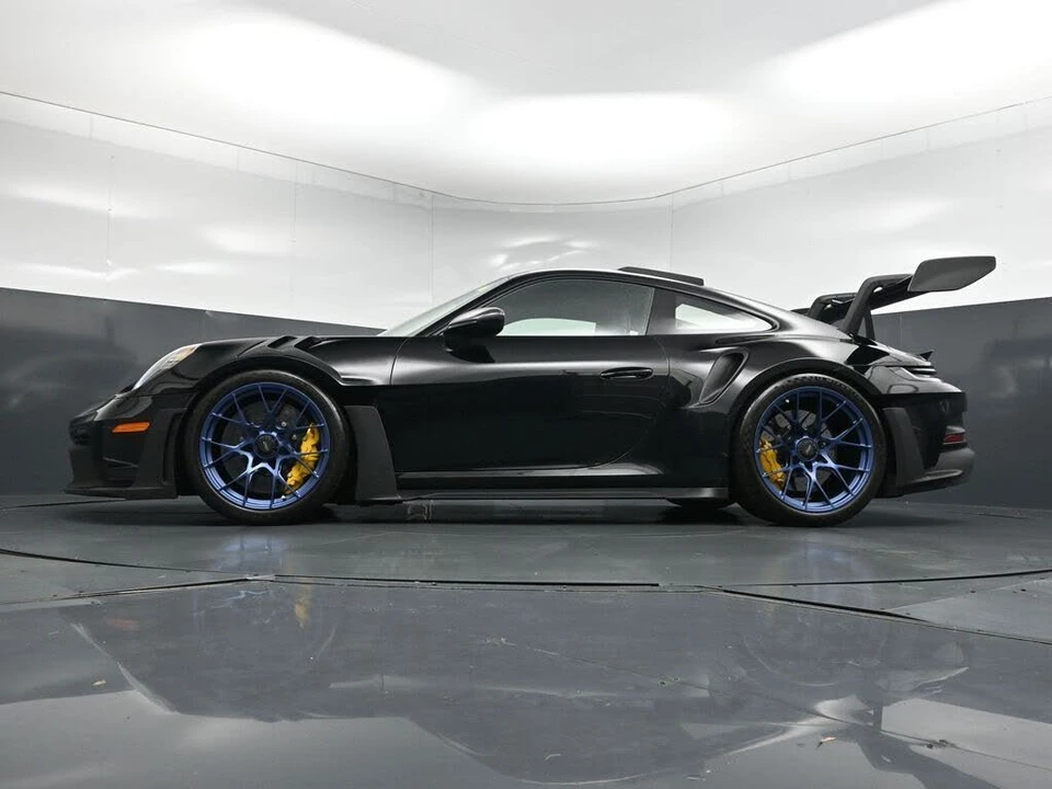 2024 Porsche 992 GT3 RS - Image 21 of 31