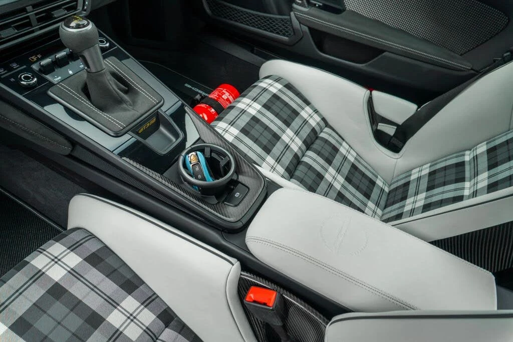 2024 Porsche 992 GT3 RS - Image 15 of 31