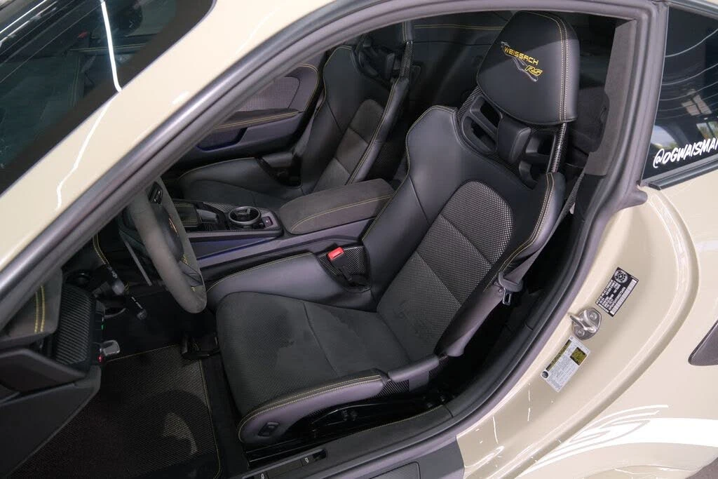 2024 Porsche 992 GT3 RS - Image 29 of 31
