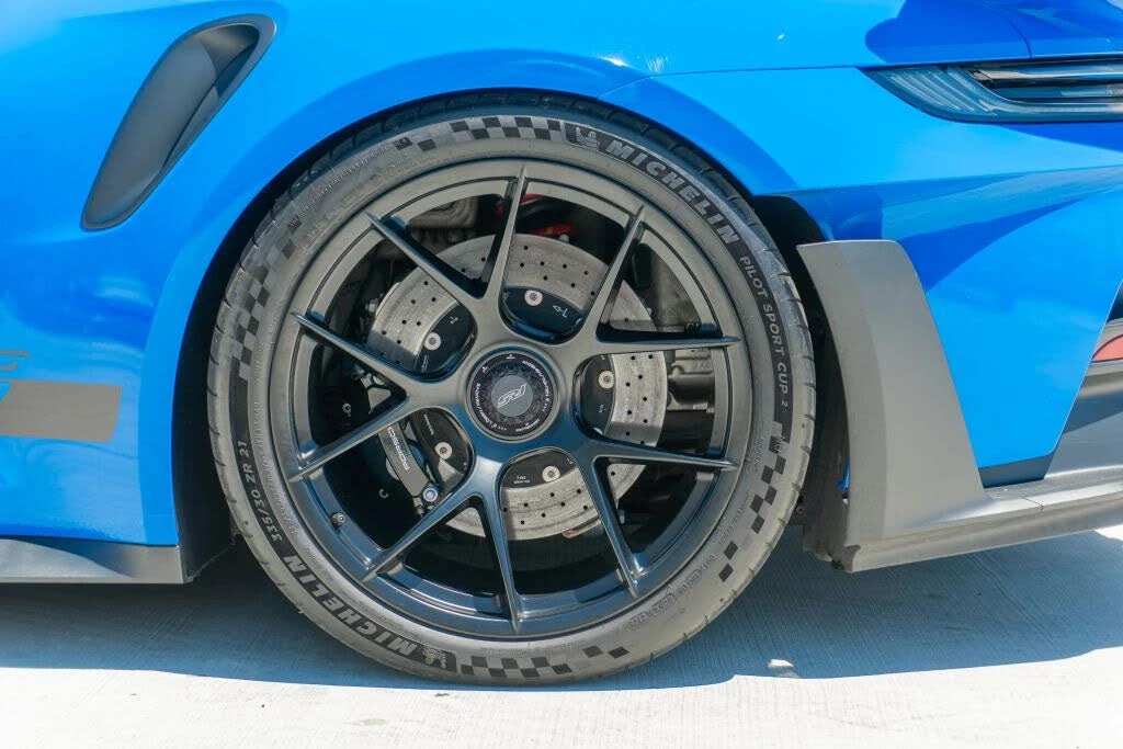 2024 Porsche 992 GT3 RS - Image 19 of 31
