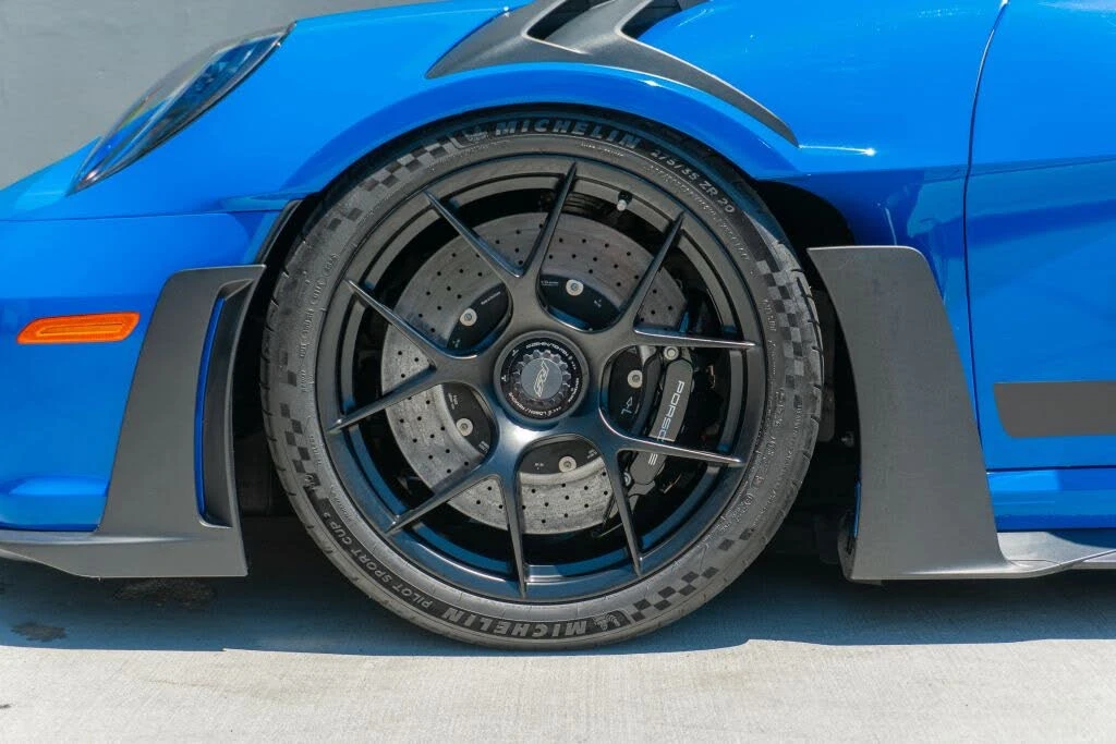 2024 Porsche 992 GT3 RS - Image 16 of 31