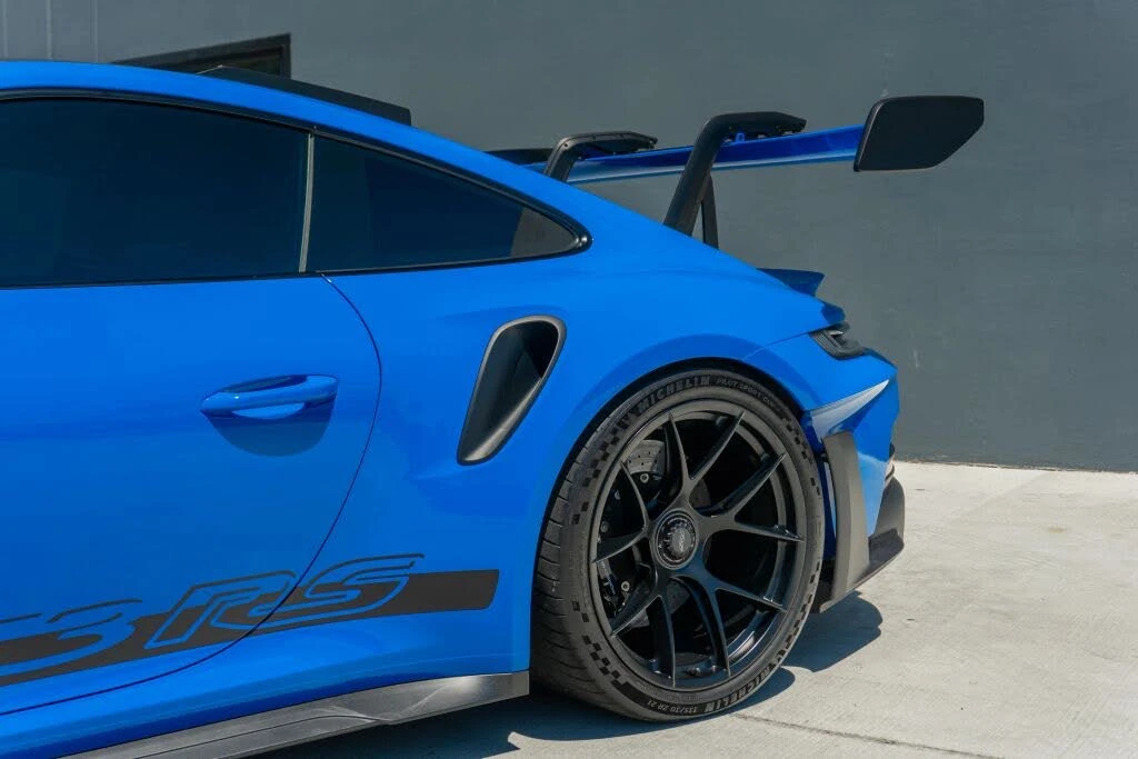 2024 Porsche 992 GT3 RS - Image 27 of 31