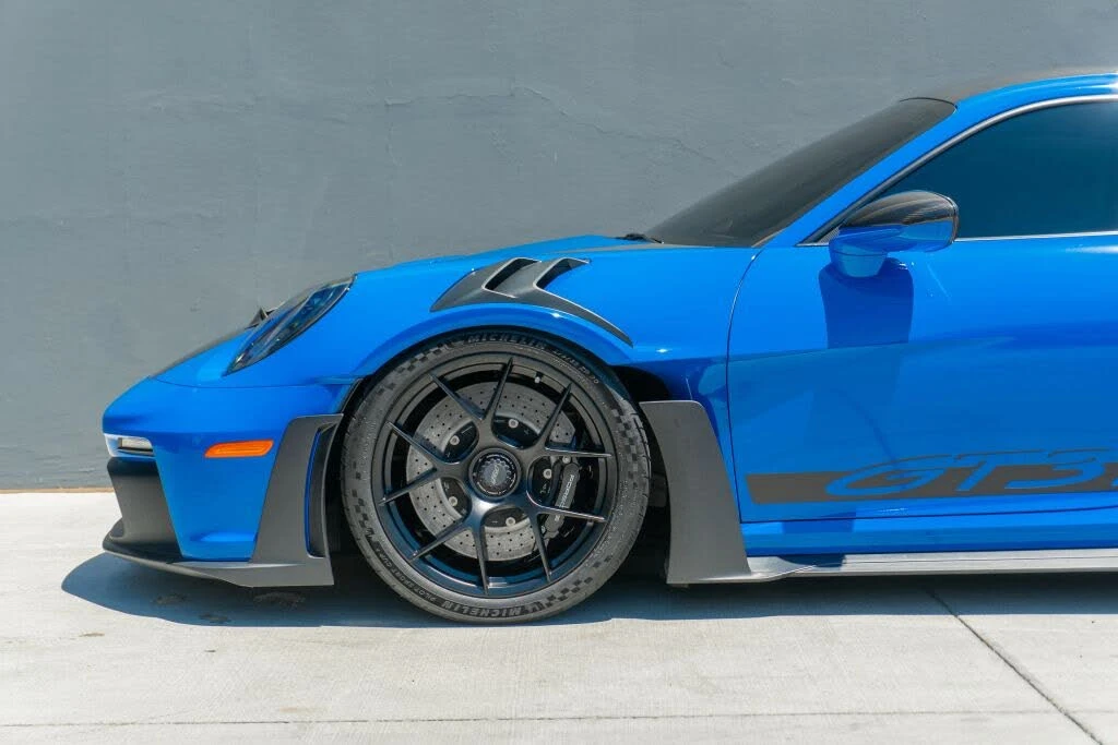 2024 Porsche 992 GT3 RS - Image 15 of 31