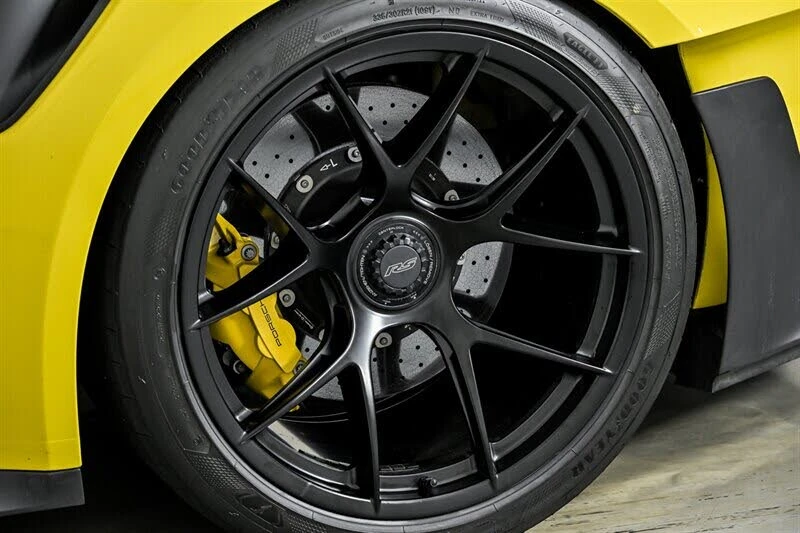 2024 Porsche 992 GT3 RS - Image 14 of 31