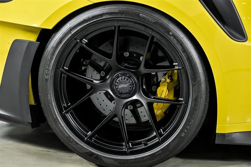 2024 Porsche 992 GT3 RS - Image 11 of 31
