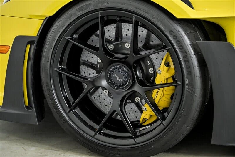 2024 Porsche 992 GT3 RS - Image 13 of 31