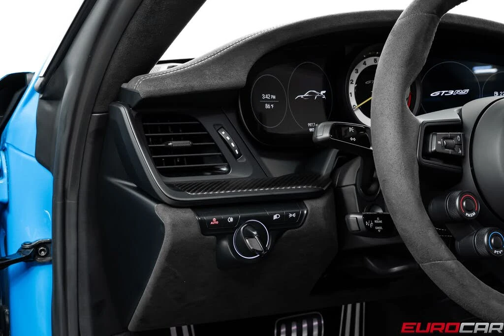 2024 Porsche 992 GT3 RS - Image 30 of 31