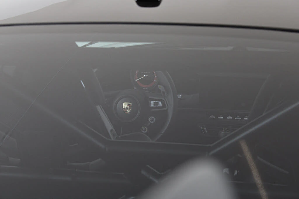 2024 Porsche 992 GT3 RS - Image 27 of 31