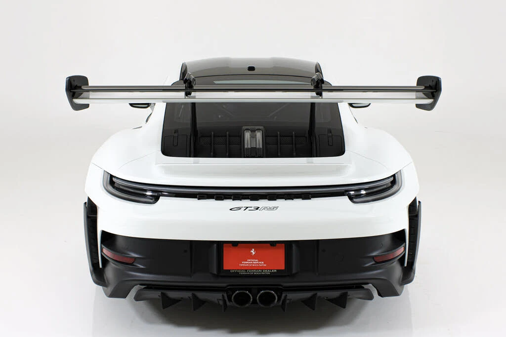 2024 Porsche 992 GT3 RS - Image 19 of 31