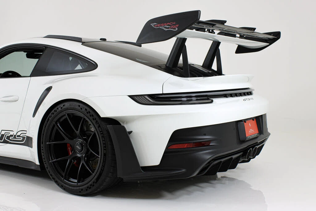 2024 Porsche 992 GT3 RS - Image 28 of 31