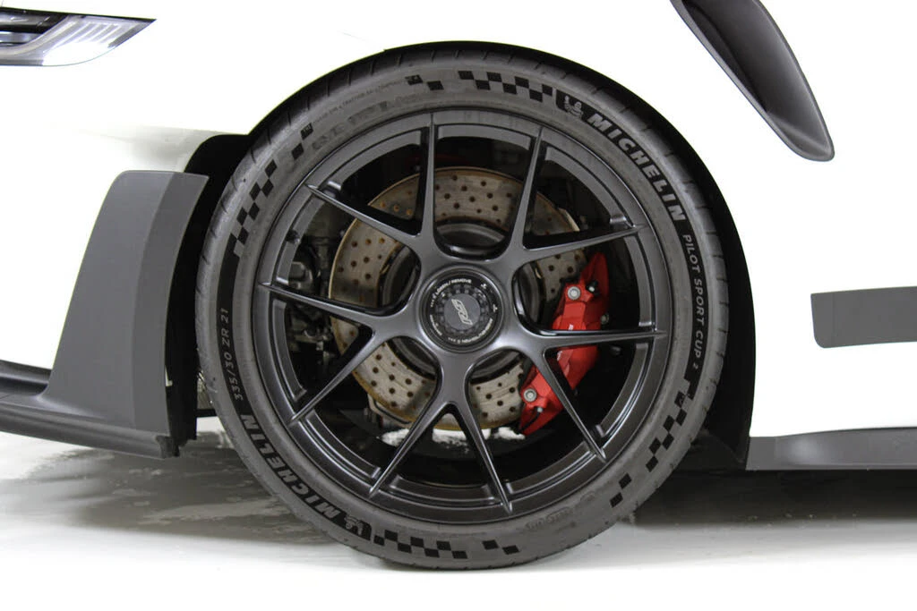 2024 Porsche 992 GT3 RS - Image 17 of 31