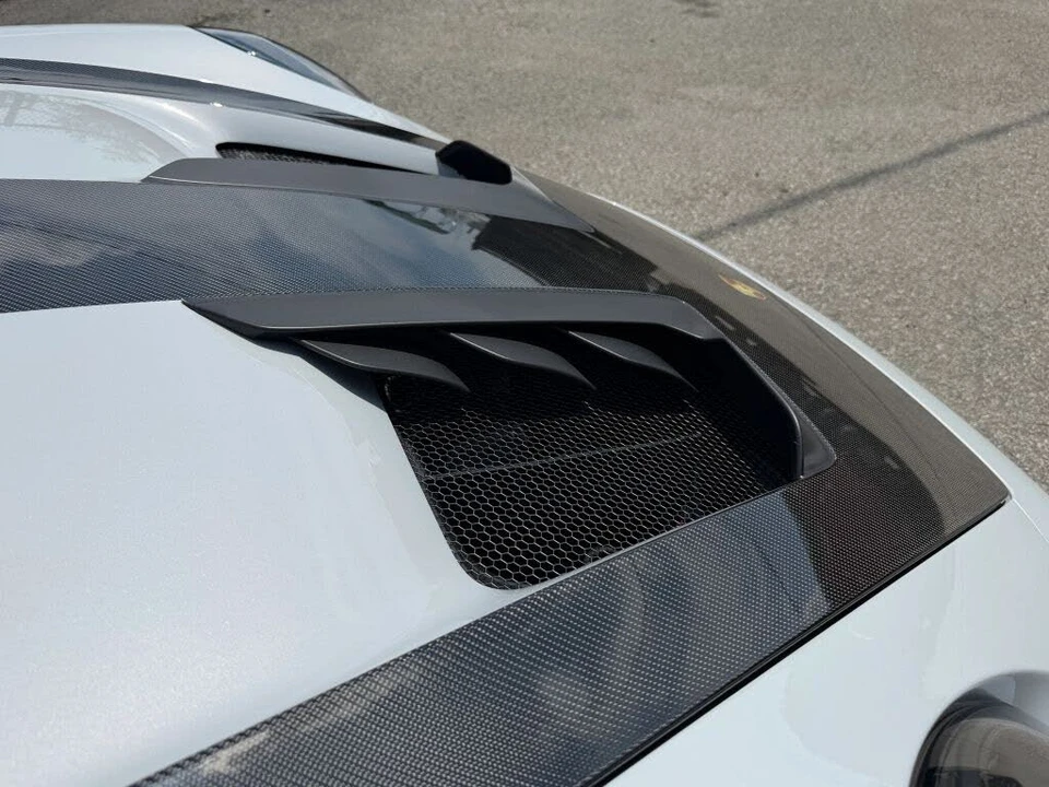 2024 Porsche 992 GT3 RS - Image 11 of 31