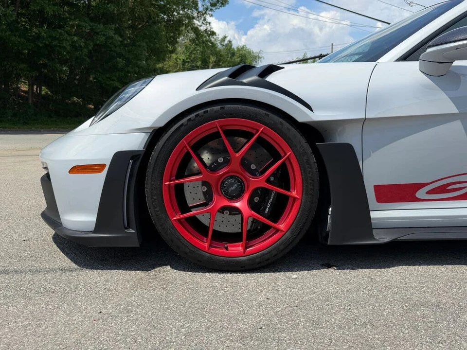 2024 Porsche 992 GT3 RS - Image 7 of 31