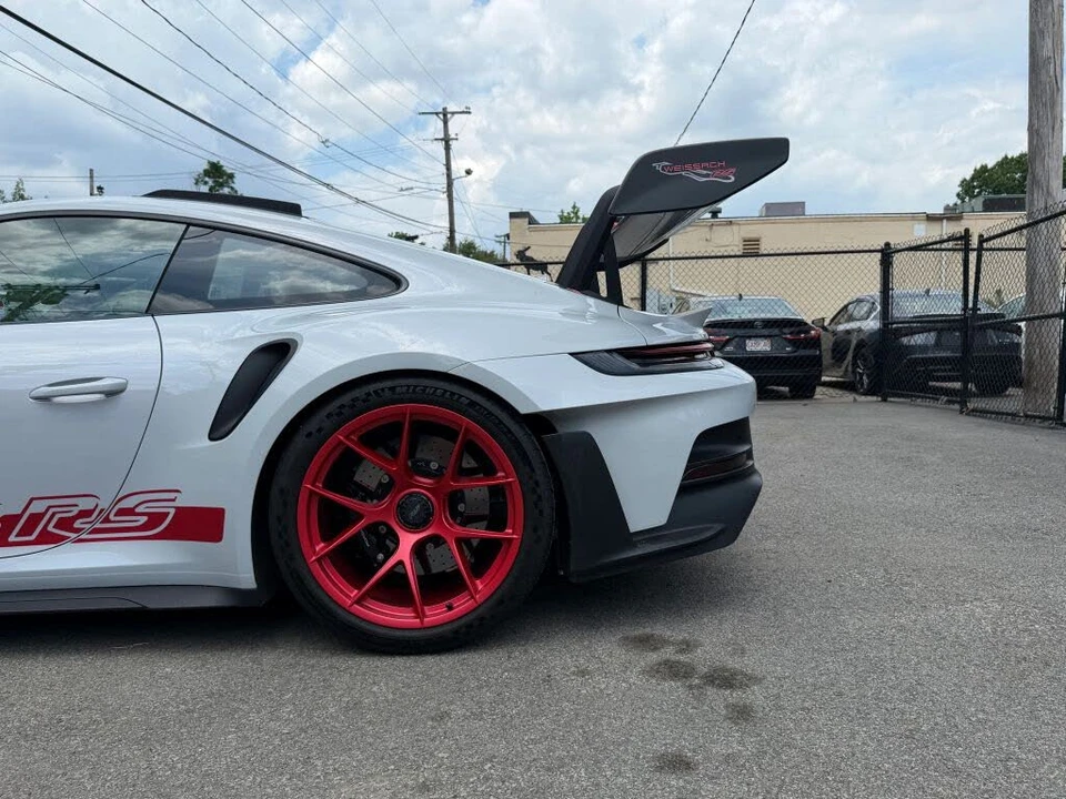 2024 Porsche 992 GT3 RS - Image 22 of 31