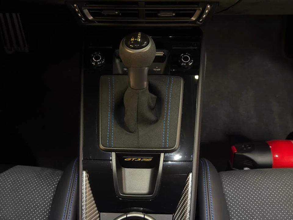 2024 Porsche 992 GT3 RS - Image 27 of 29