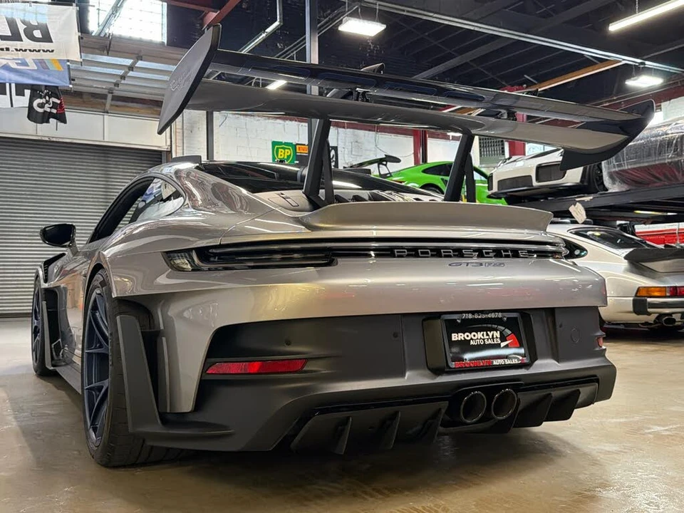 2024 Porsche 992 GT3 RS - Image 10 of 29