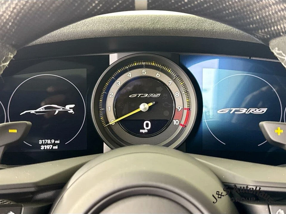2024 Porsche 992 GT3 RS - Image 15 of 31