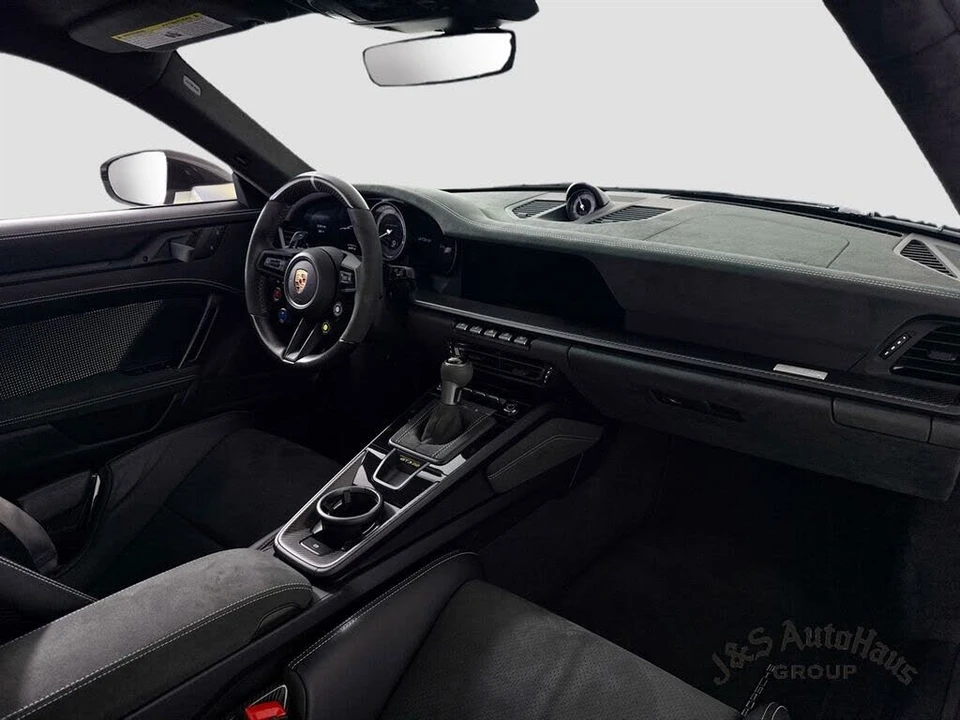 2024 Porsche 992 GT3 RS - Image 30 of 31