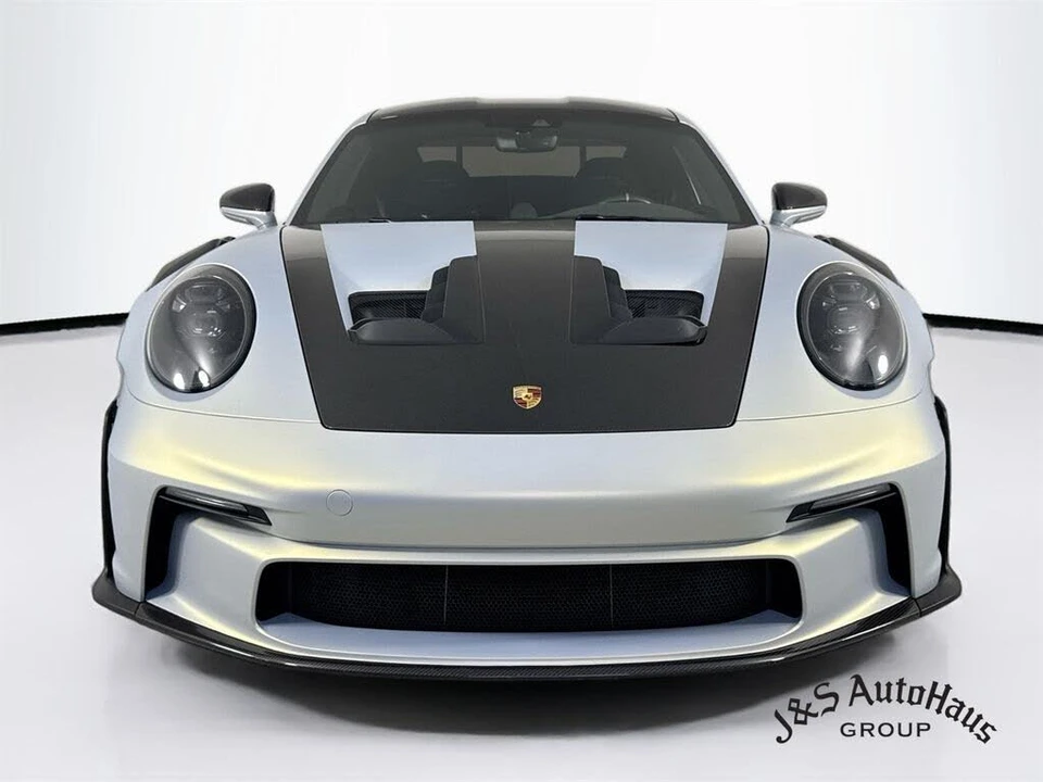 2024 Porsche 992 GT3 RS - Image 2 of 31