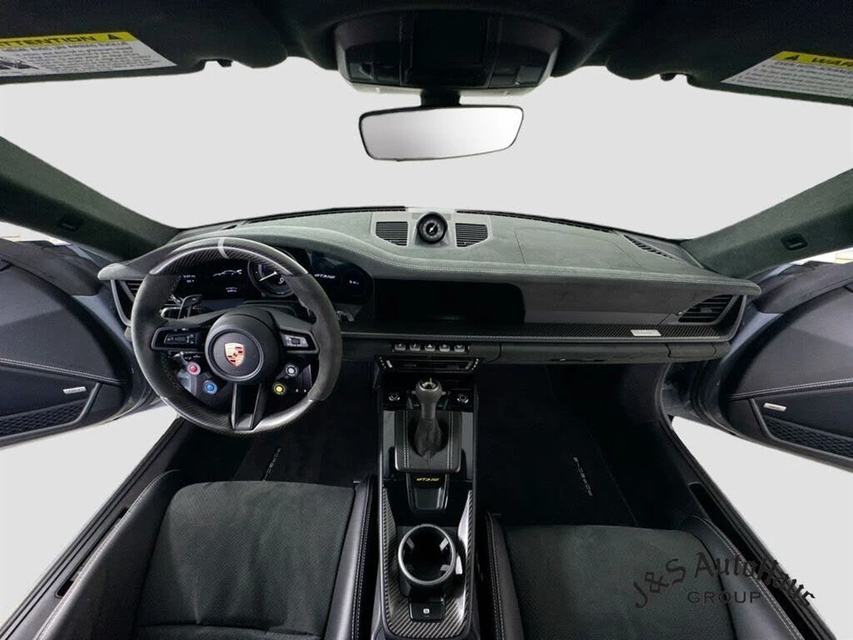 2024 Porsche 992 GT3 RS - Image 28 of 31