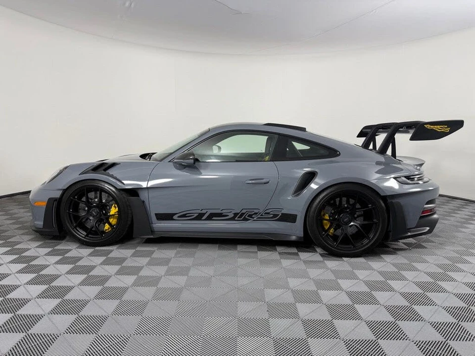 2024 Porsche 992 GT3 RS - Image 2 of 7