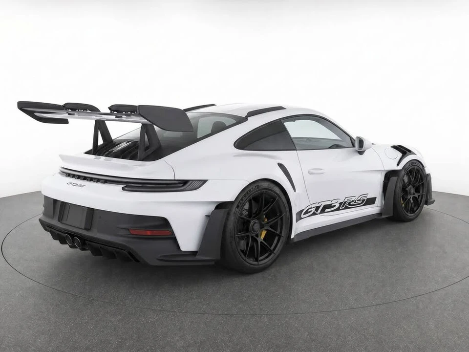 2024 Porsche 992 GT3 RS - Image 8 of 31