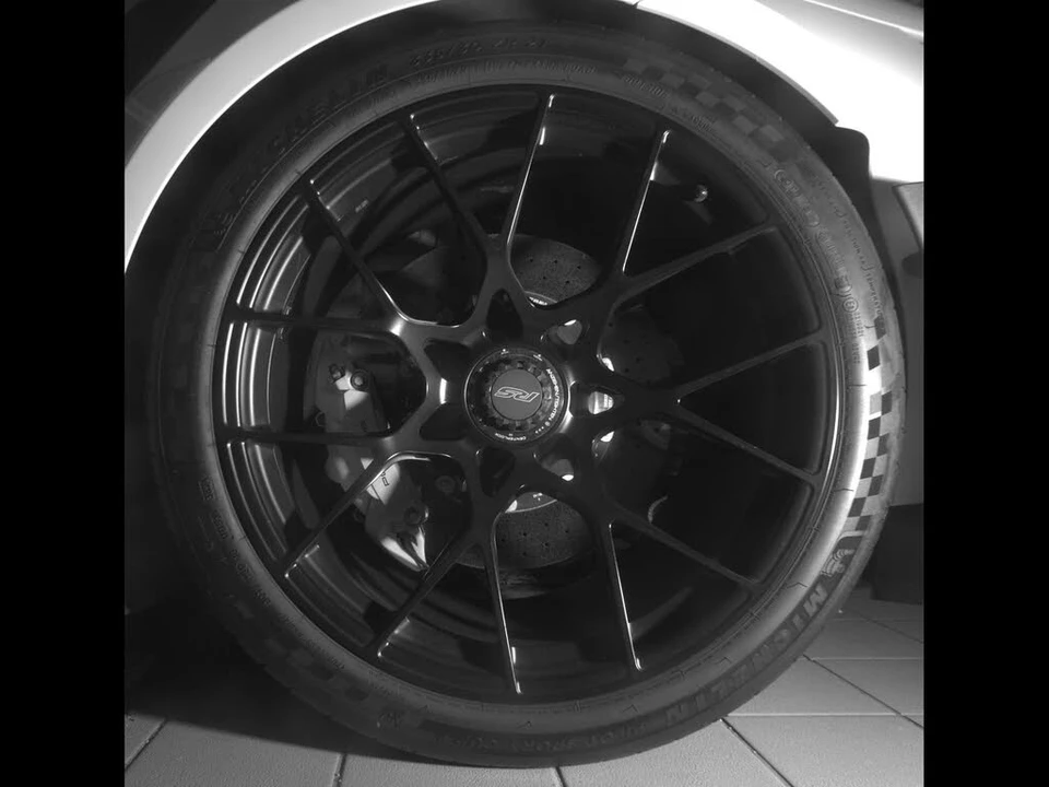 2024 Porsche 992 GT3 RS - Image 27 of 31