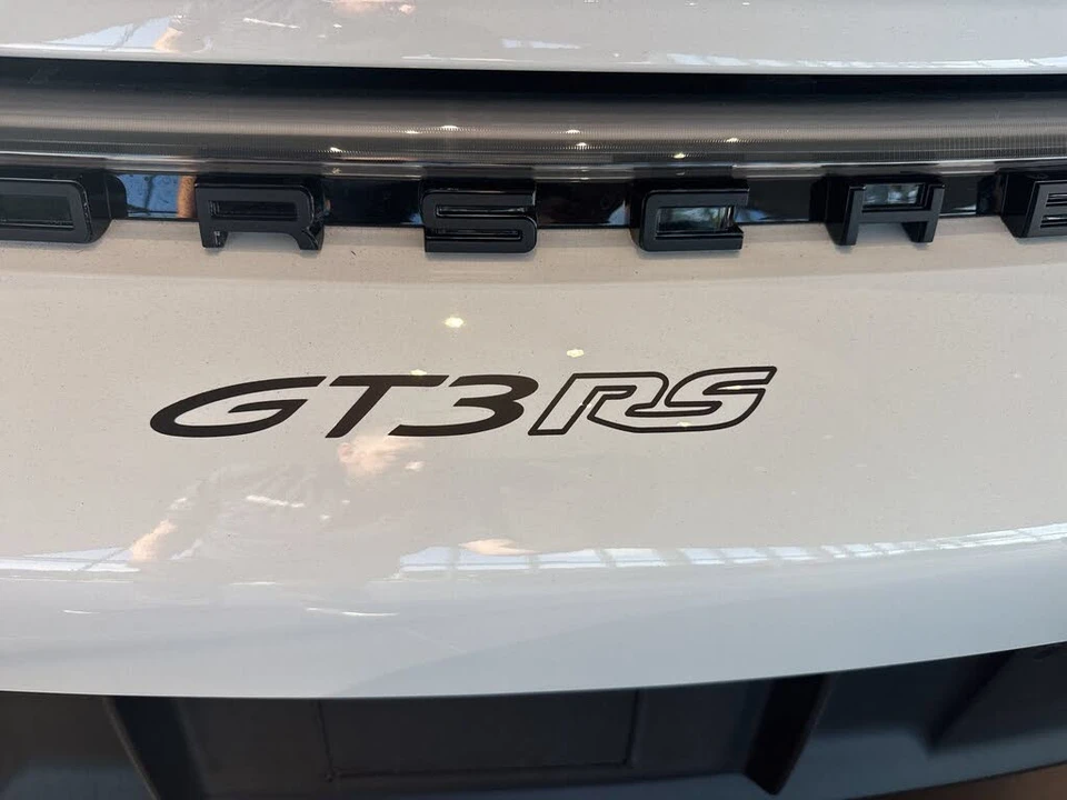 2024 Porsche 992 GT3 RS - Image 9 of 31