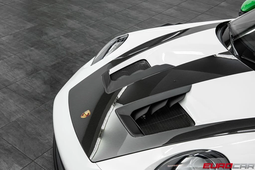 2024 Porsche 992 GT3 RS - Image 9 of 31