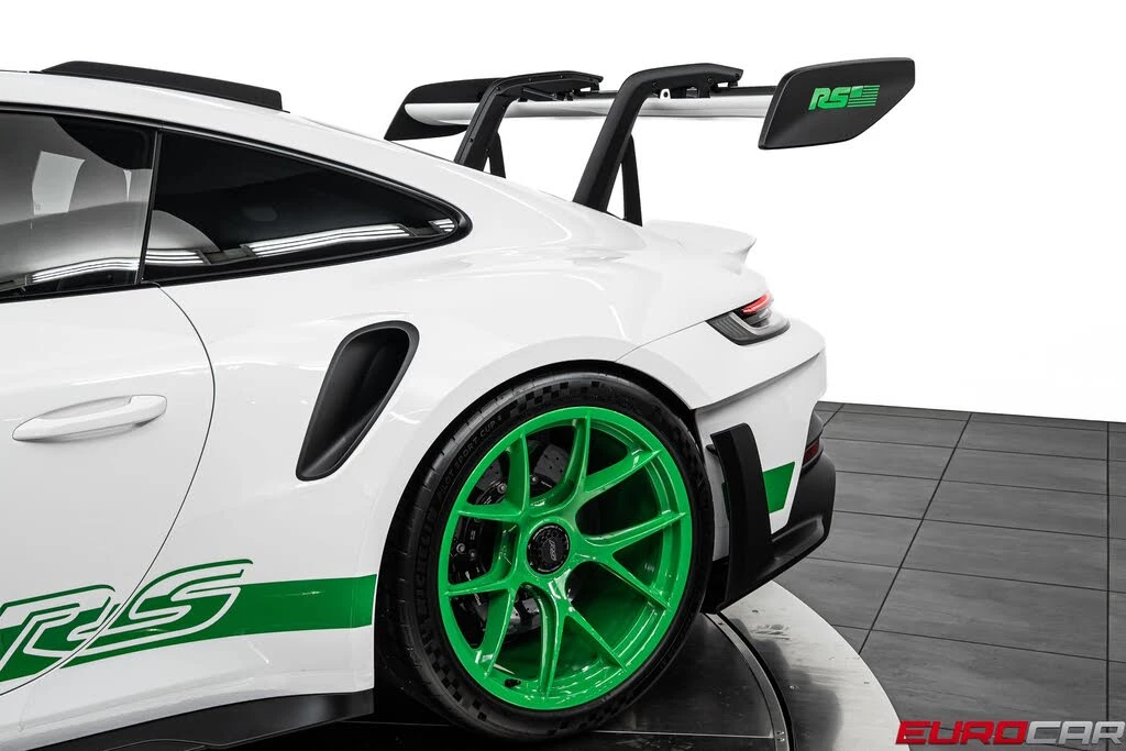 2024 Porsche 992 GT3 RS - Image 18 of 31