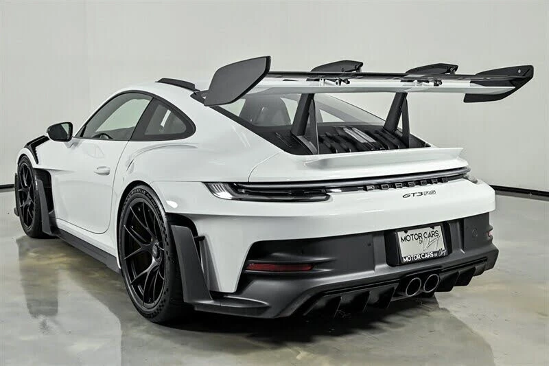 2024 Porsche 992 GT3 RS - Image 7 of 31