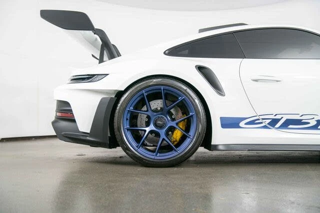 2024 Porsche 992 GT3 RS - Image 9 of 31