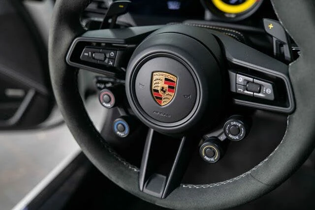 2024 Porsche 992 GT3 RS - Image 24 of 31