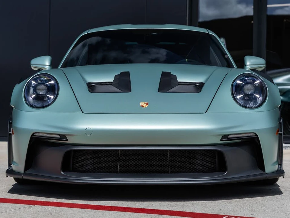 2024 Porsche 992 GT3 RS - Image 9 of 31
