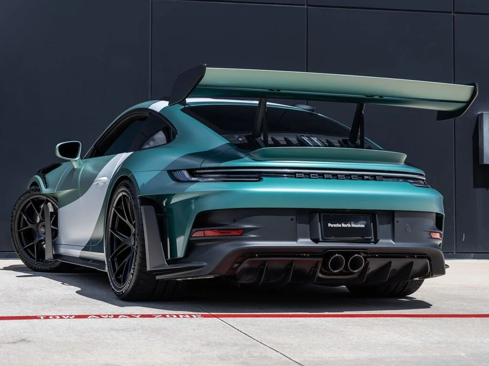 2024 Porsche 992 GT3 RS - Image 3 of 31