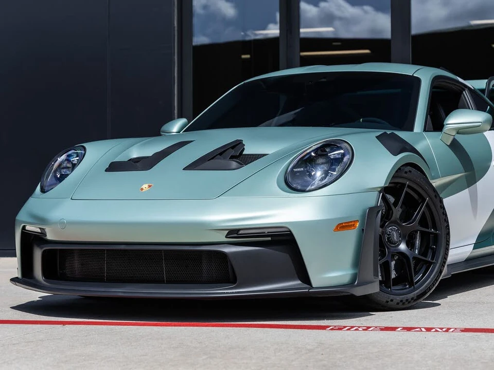 2024 Porsche 992 GT3 RS - Image 7 of 31