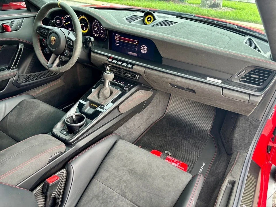 2024 Porsche 992 GT3 RS - Image 19 of 25