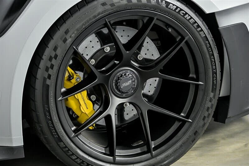 2024 Porsche 992 GT3 RS - Image 14 of 31