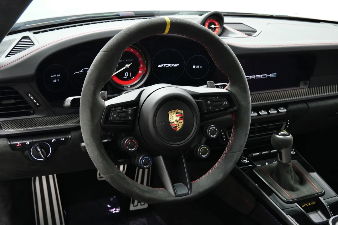2024 Porsche 992 GT3 RS - Image 16 of 21