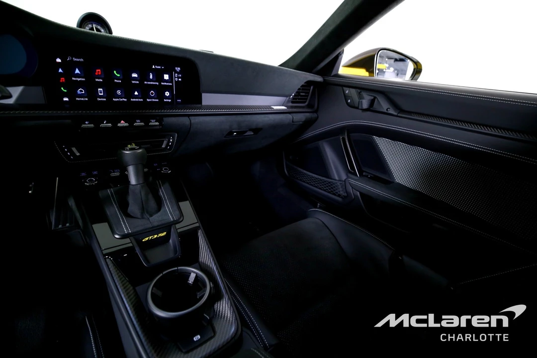 2024 Porsche 992 GT3 RS - Image 15 of 31