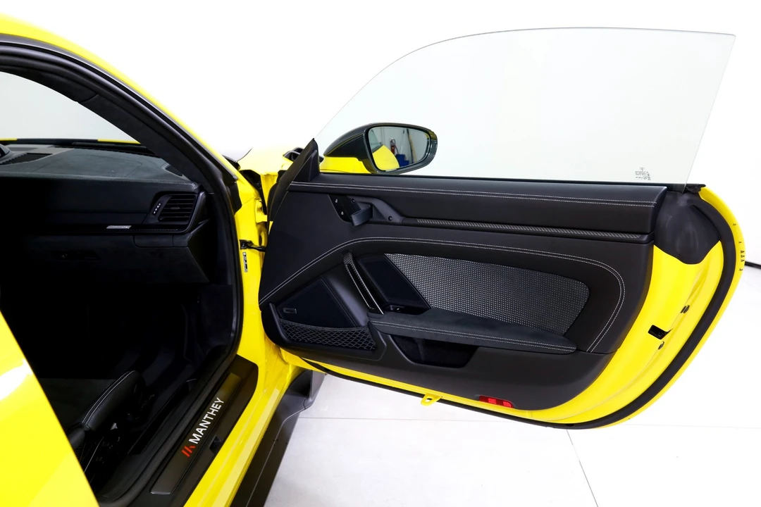 2024 Porsche 992 GT3 RS - Image 19 of 31