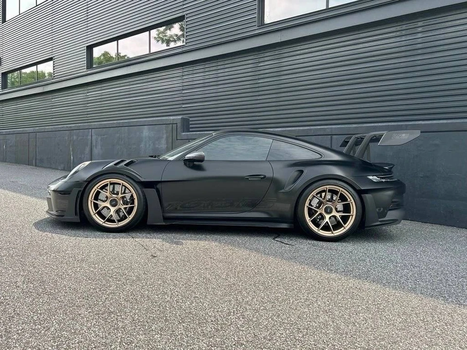 2024 Porsche 992 GT3 RS - Image 2 of 5