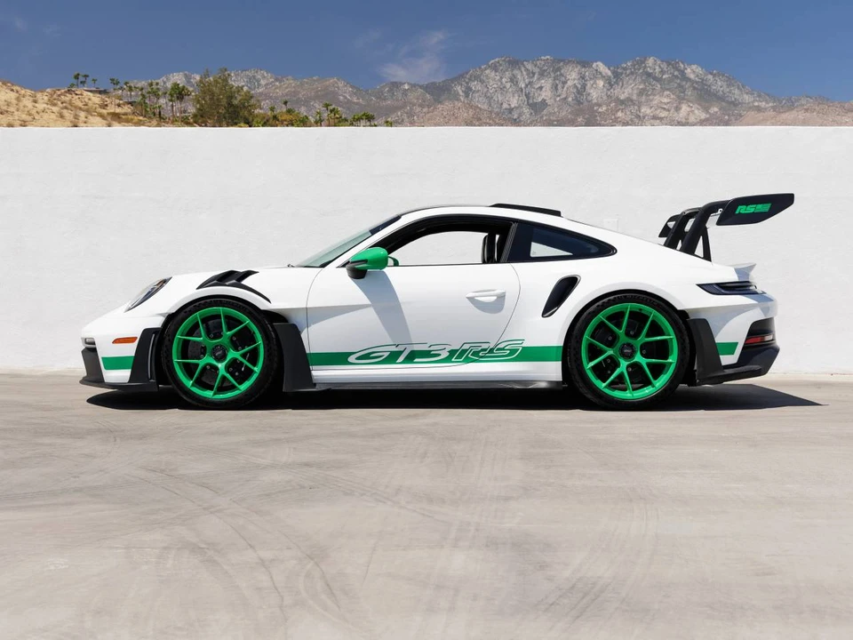 2024 Porsche 992 GT3 RS - Image 2 of 5