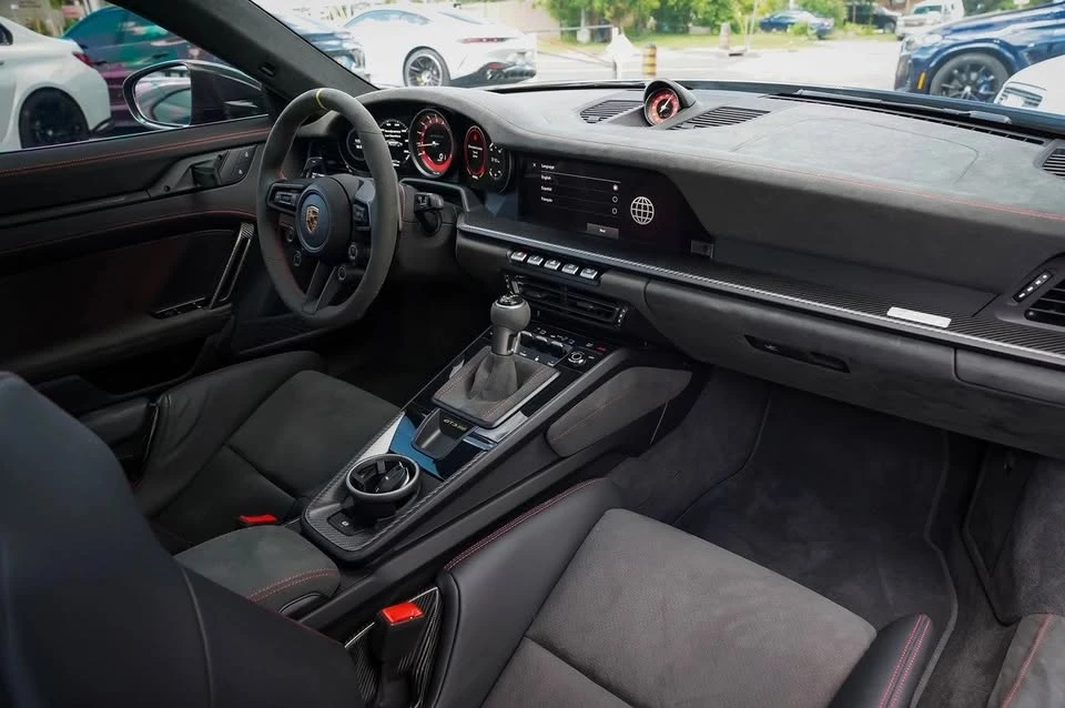 2024 Porsche 992 GT3 RS - Image 13 of 20
