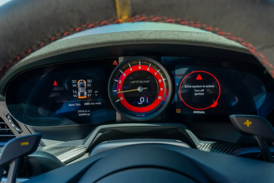 2024 Porsche 992 GT3 RS - Image 17 of 20