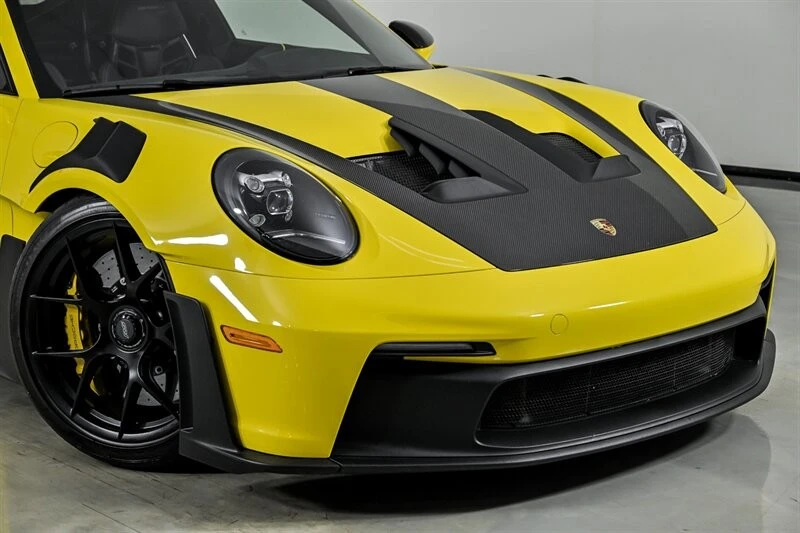 2024 Porsche 992 GT3 RS - Image 2 of 31