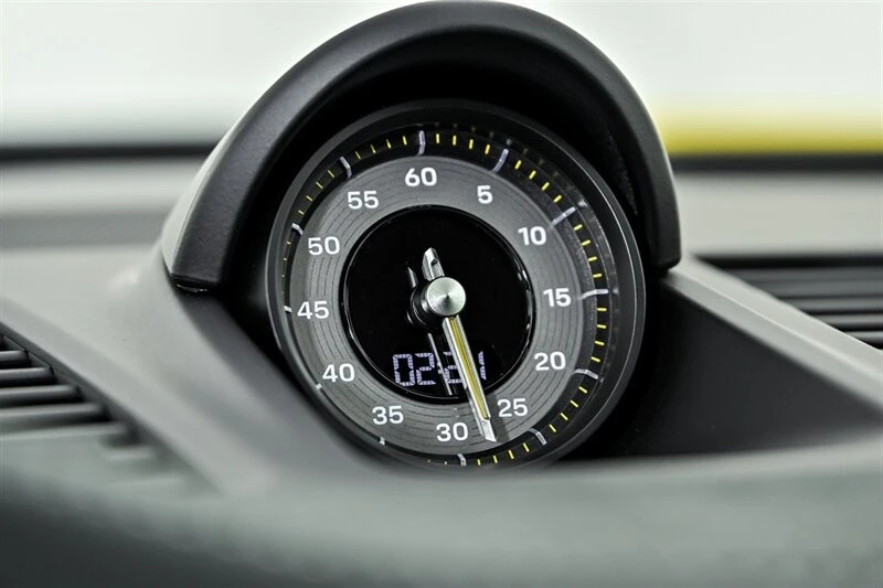 2024 Porsche 992 GT3 RS - Image 25 of 31